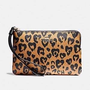 NWT Coach corner zip wristlet in leopard wild heart print